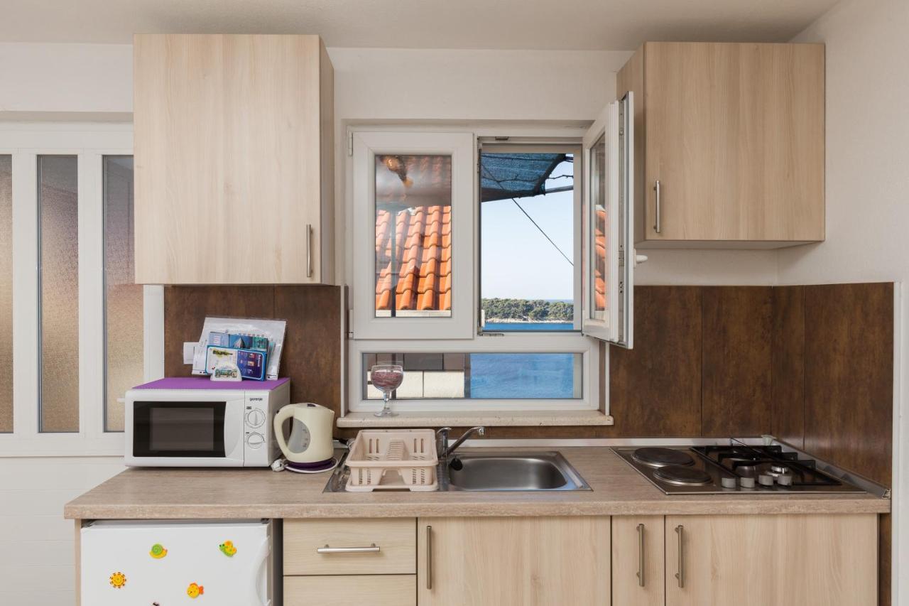 Lovro Apartment